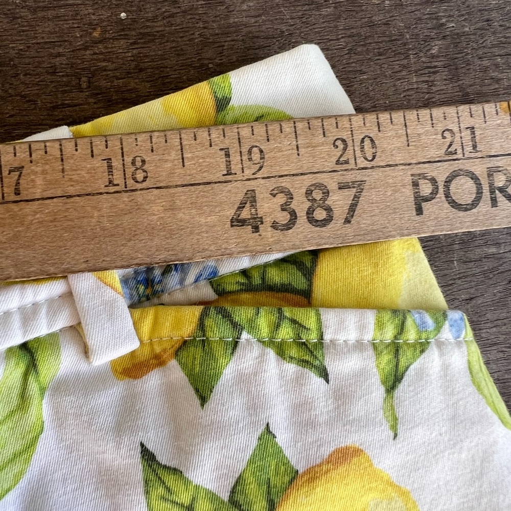 TALBOTS Perfect Shorts Lemon Blossom Sz 20W Bermuda Pockets Cotton Blend Stretch - Picture 5 of 15
